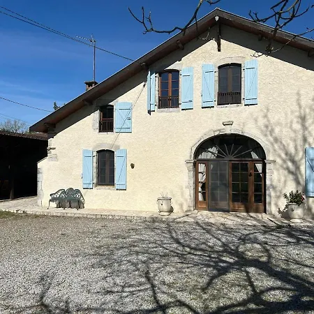 Beautiful Big With Swimming Pool And Nature Grounds Auterrive