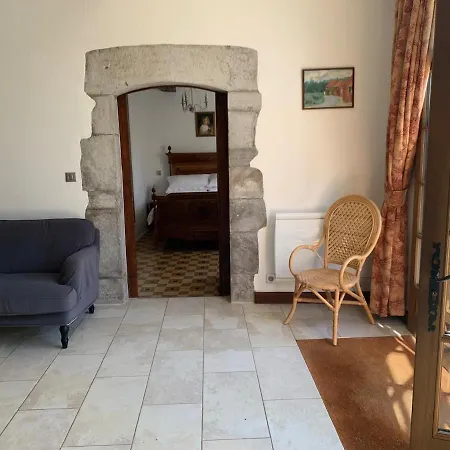 Beautiful Big With Swimming Pool And Nature Grounds Auterrive